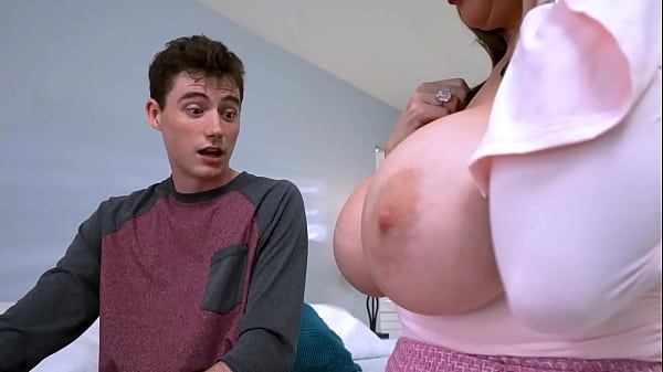 Stepmom’s Surprise: Kat’s Unforgettable Sex with Jodie and Ka