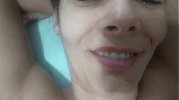 Fazia alguns anos que ela não era fodida,desde que se divorciou ficou sem sexo,pensa numa vadia insaciável